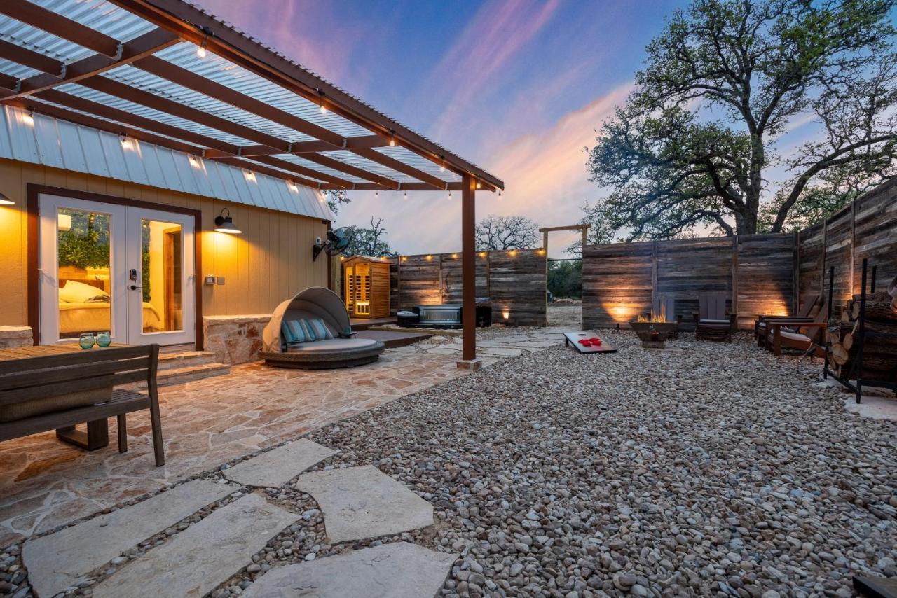 Romantic Tiny Luxury Retreat W Heated Pool, Sauna N Outdoor Shower In 10 Acres Villa Wimberley