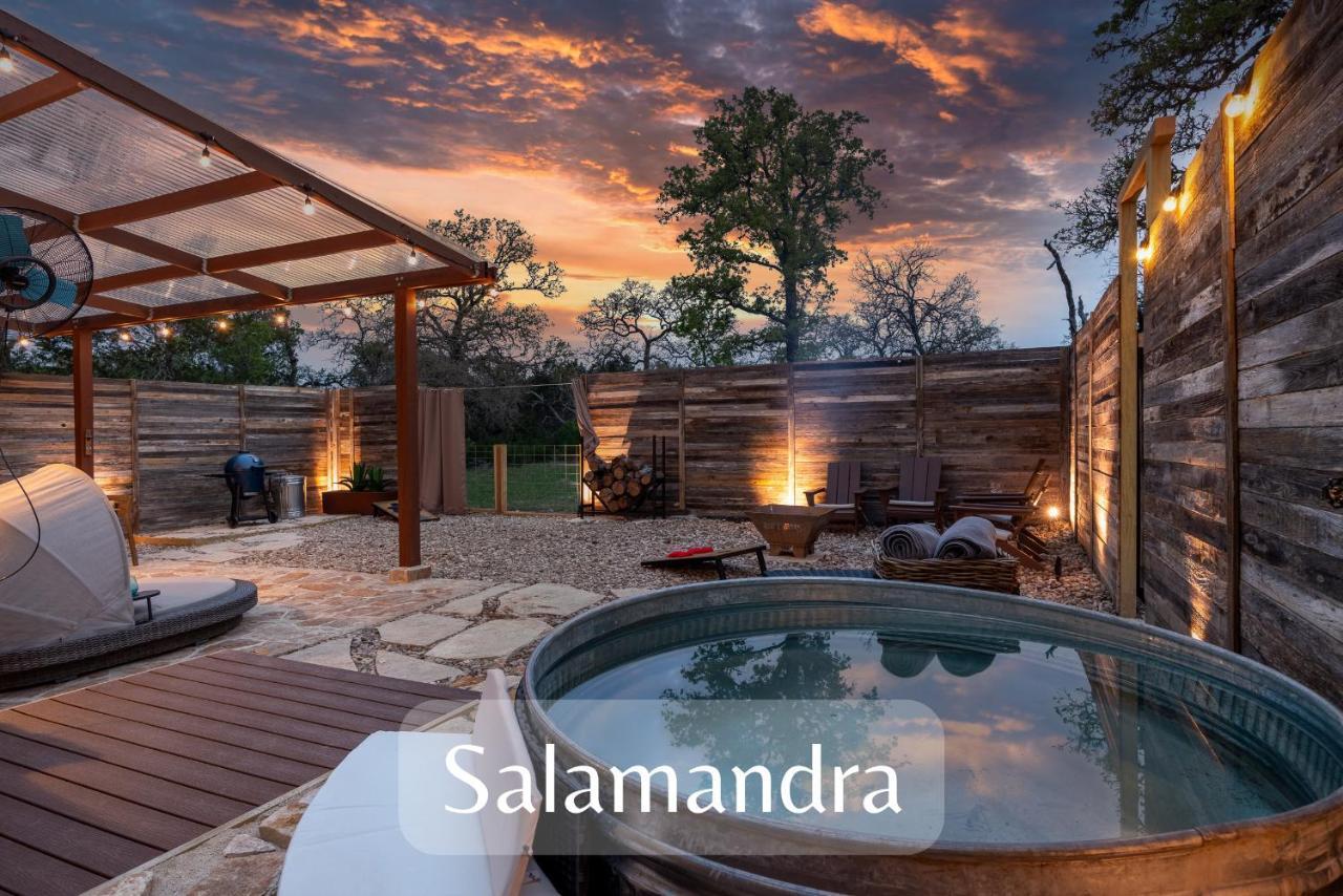 Villa Romantic Tiny Luxury Retreat W Heated Pool, Sauna N Outdoor Shower In 10 Acres Wimberley